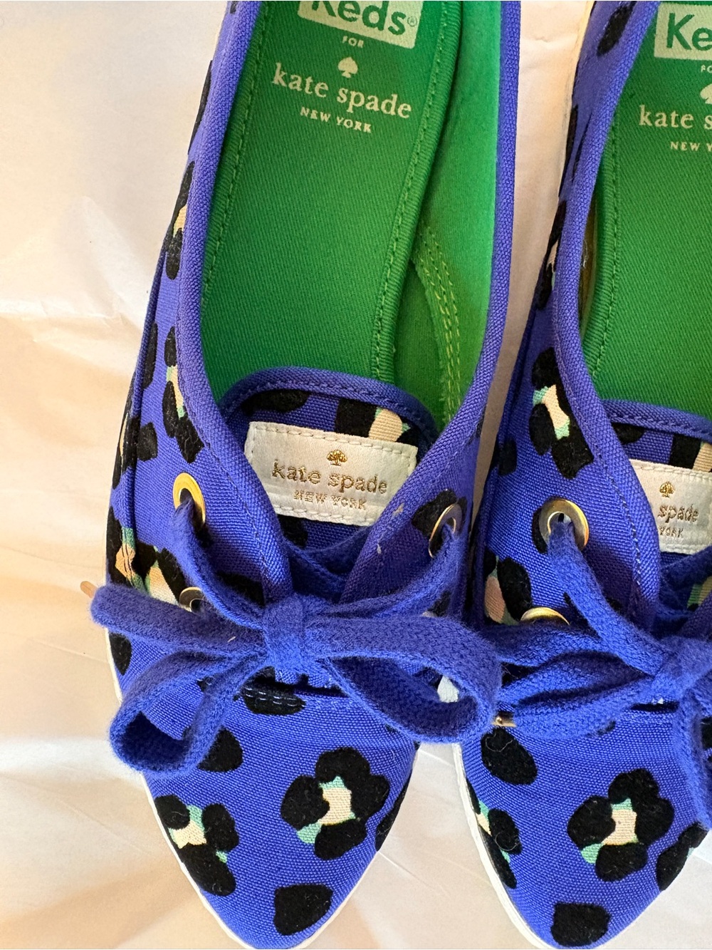 Kate Spade x Keds Blue Leopard Print Pointer Sneakers Canvas Flats Size 7 - Picture 2 of 12